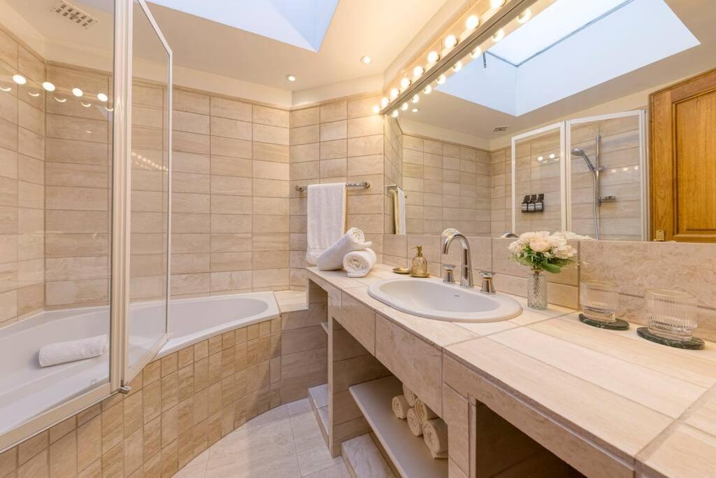 Chic Penthouse Grand-Place Brüsszel Kültér fotó
